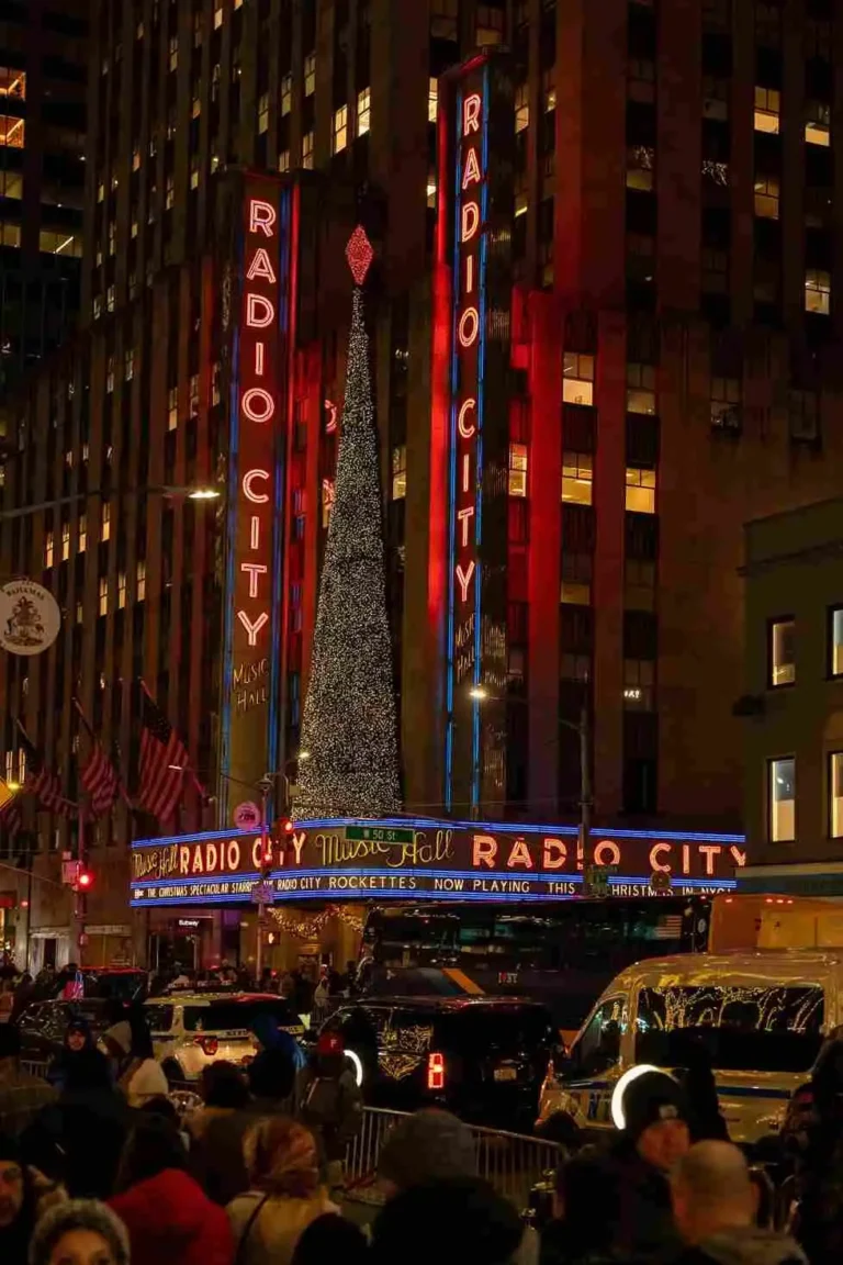 Radio-city-christmas-new-york-city