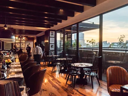 2-the-singular-santiago-santiago-chile-rooftop-bar-2